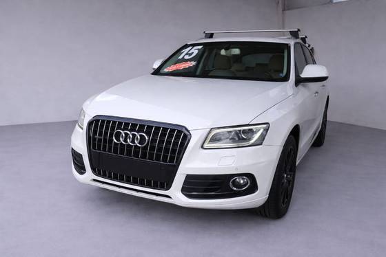 AUDI Q5 2.0 TFSI AMBIENTE 16V 225CV GASOLINA 4P AUTOMÁTICO